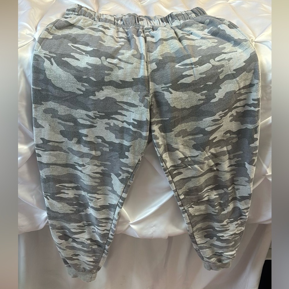 camo joggers